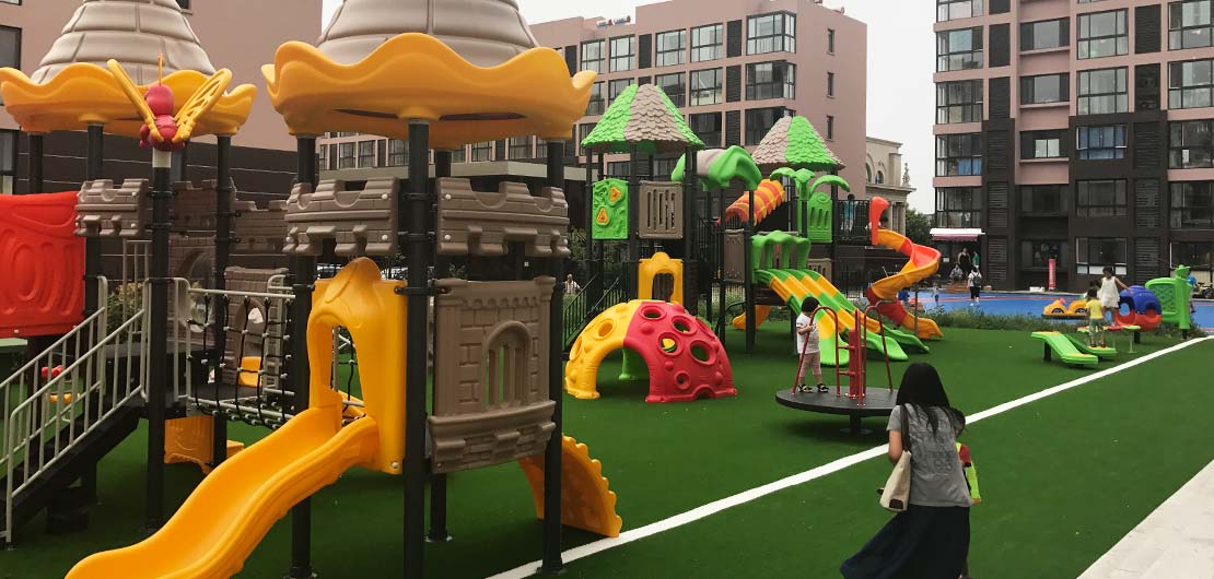 以琳国际学校游乐设施